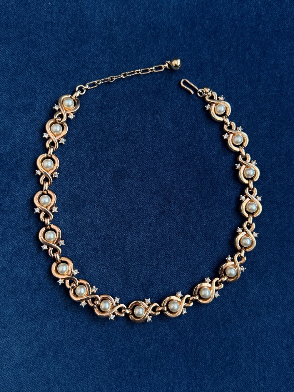 Vintage Trifari Pat Pend Gold Tone Faux Pearls Rhinestones Necklace
